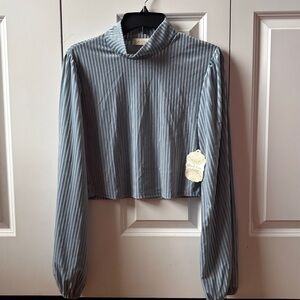 Altar’d State Velvet Mock Turtle Neck Crop Top Size Medium New with Tags